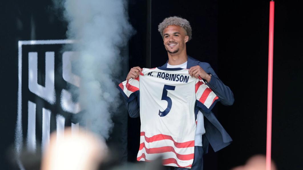 Antonee "Jedi" Robinson Answers 26 Questions After Recovery Training