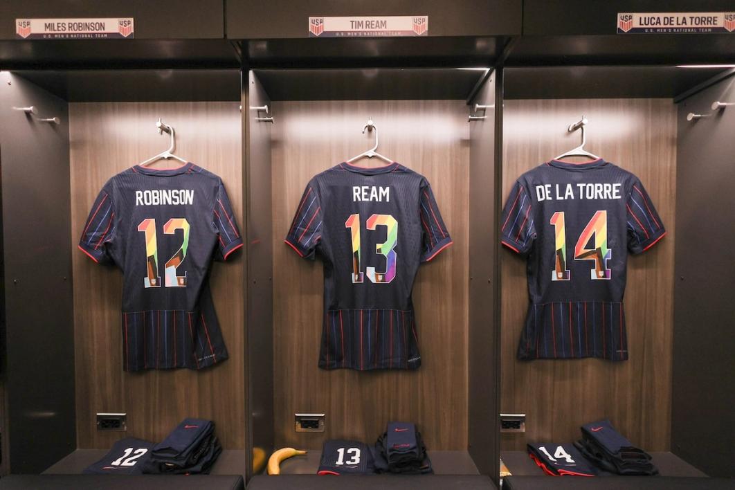 Men's 2025 Pride jerseys