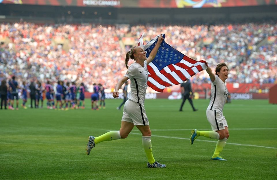 Becky Sauerbrunn, Meghan Klingenberg