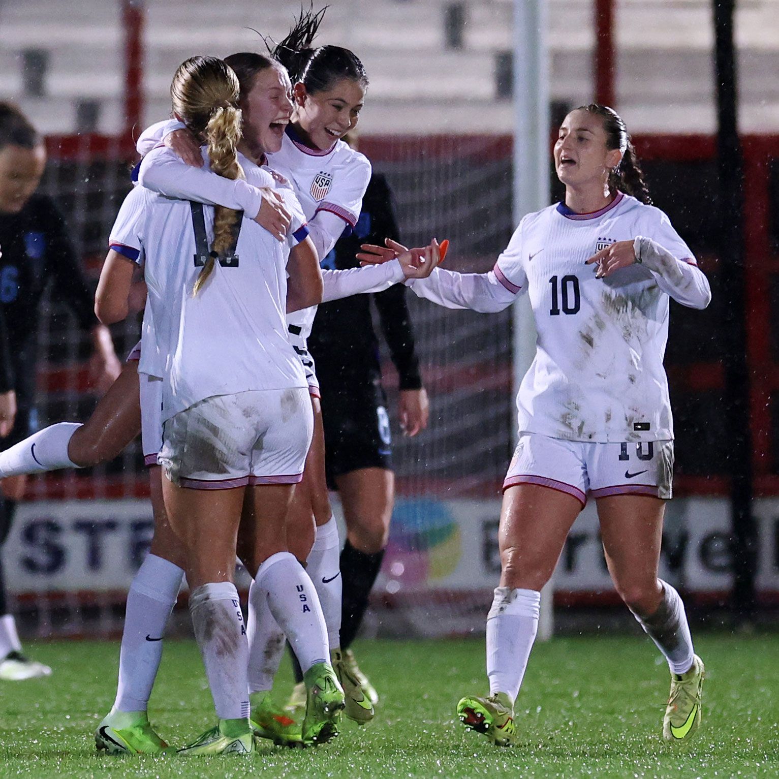 U.S. Under-23 Women’s National Team Defeats England U-23 WNT, 4-2 