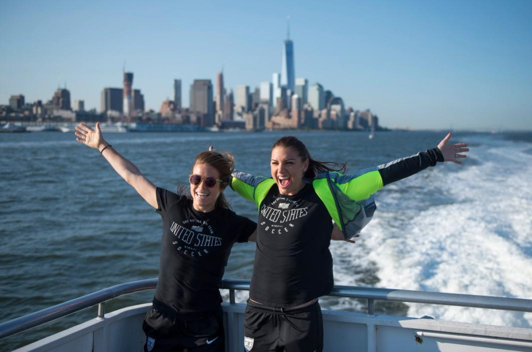 Kelley O'Hara, Alex Morgan