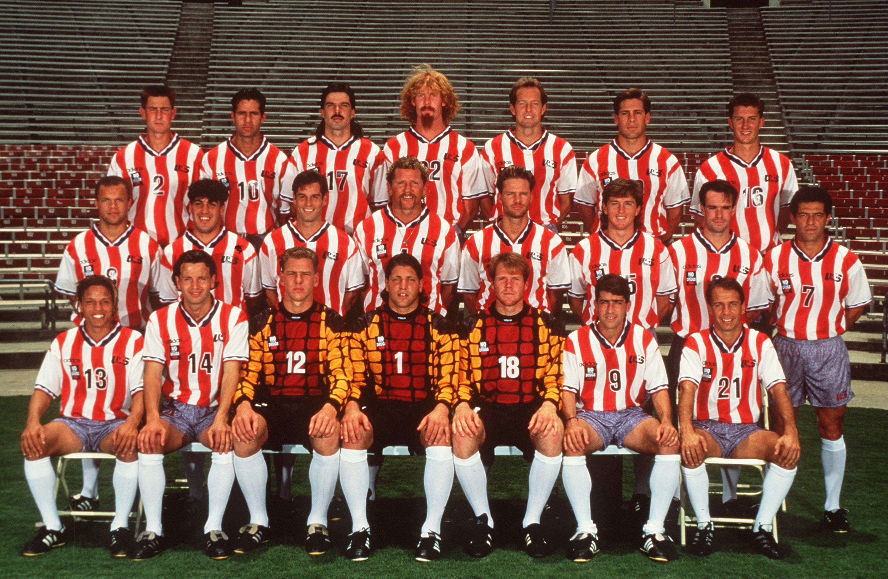 The men's US Soccer team during the World Cup events at the Rose Bowl in Pasadena, California (Credit: Al Bello/ALLSPORT)