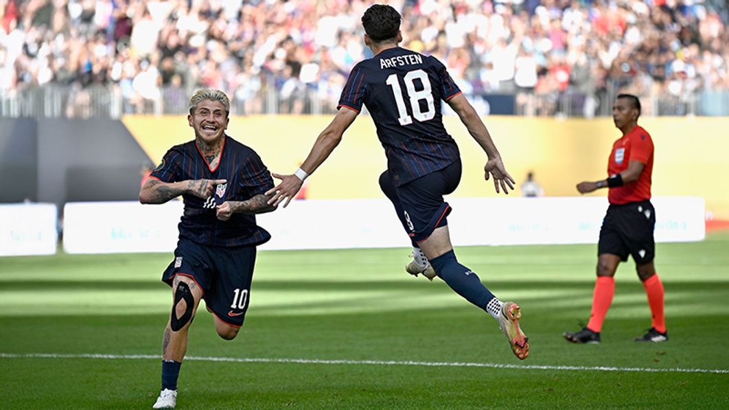 Diego Luna and Max Arfsten celebrate goal