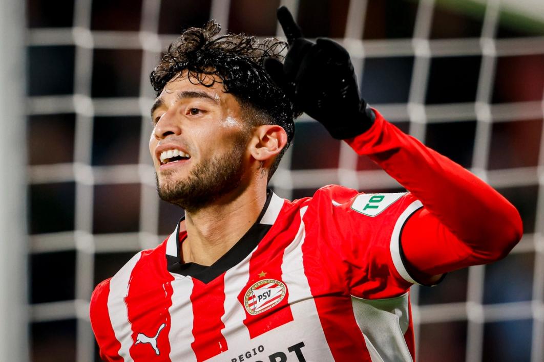 Ricardo Pepi celebrates a goal for PSV