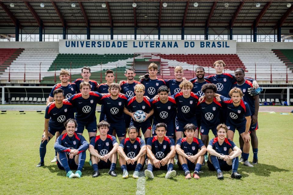 A team photo of the U.S. Men's Deaf National Team