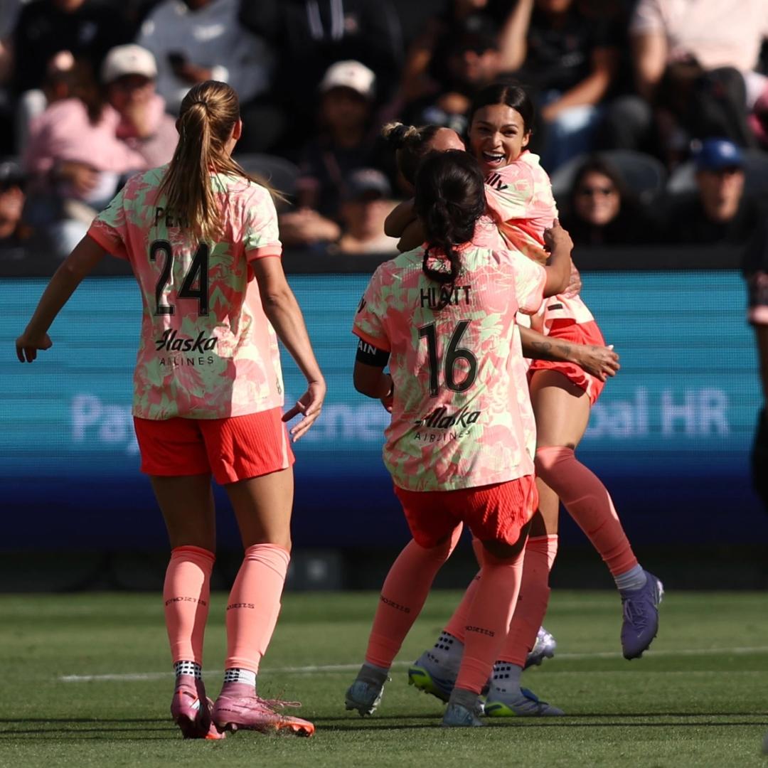 USWNT Rewind: Four Players Score First Goals of NWSL Season; Emily Fox, Arsenal Take Leg 1 of UEFA Women's Champions League Semifinal