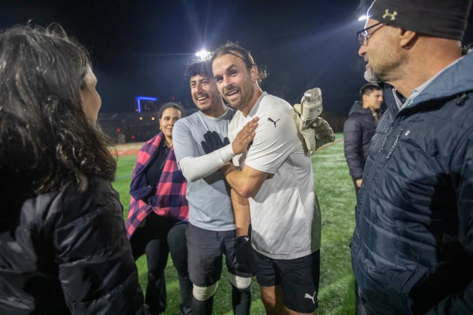 Ex-MLS and USL Championship pro Matt Fondy with amateurs International San Francisco