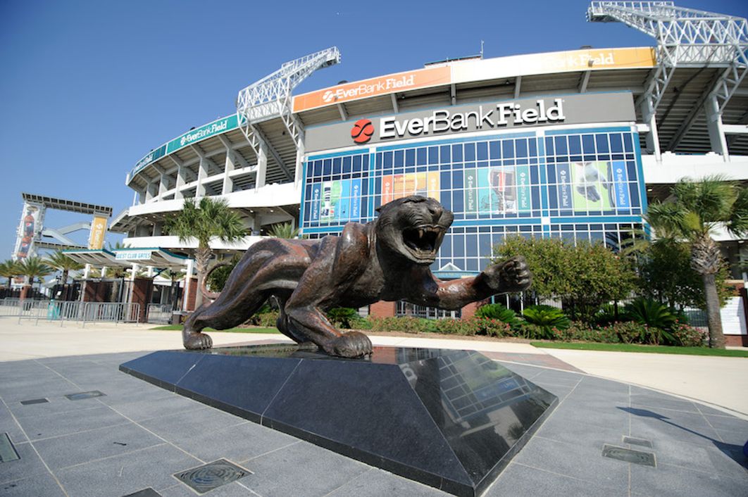 WNT - Everbank Field 2012