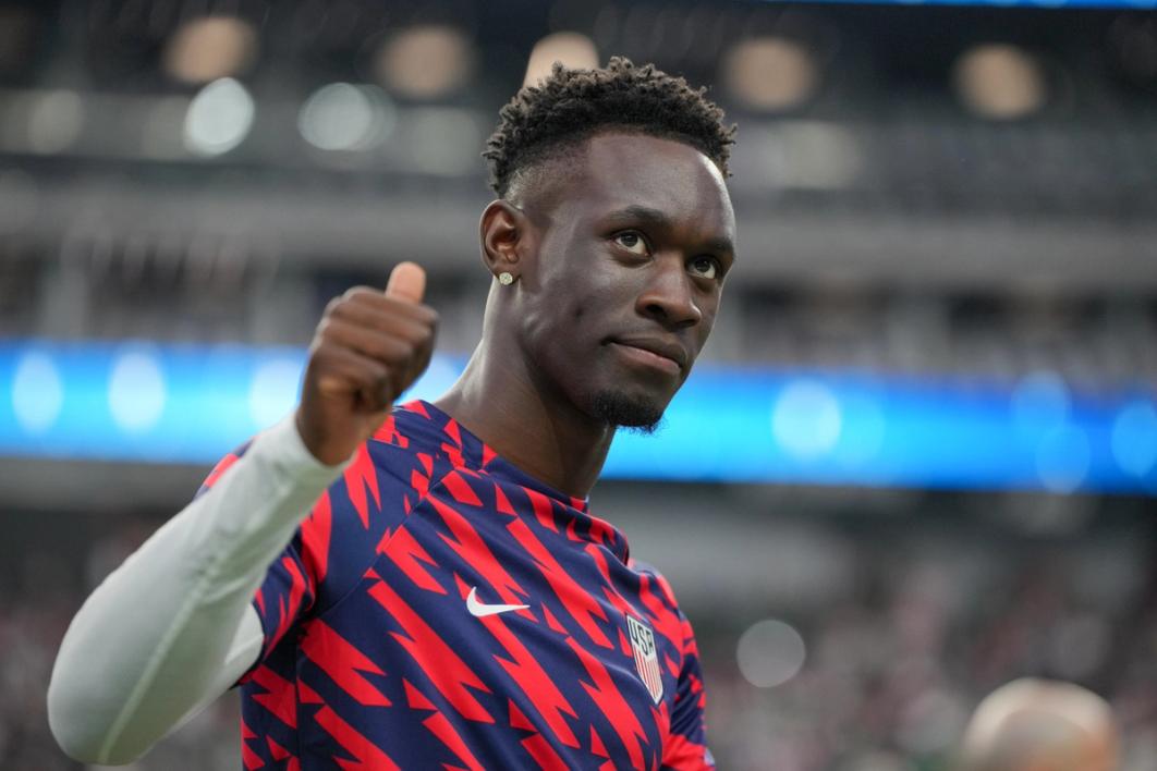 Folarin Balogun during warmups in the 2023 CONCACAF Nations League Semifinal (Photo by John Todd/USSF/Getty Images for USSF)