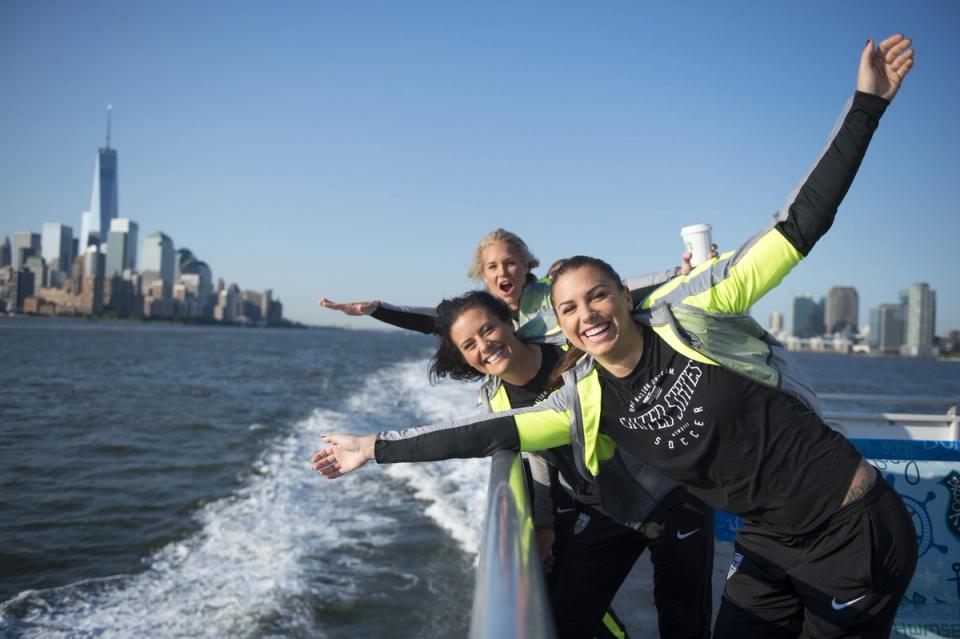 Alex Morgan, Ali Krieger, Ashlyn Harris