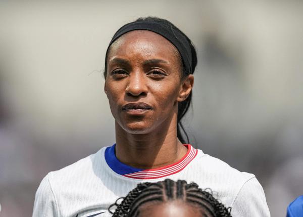 Crystal Dunn
