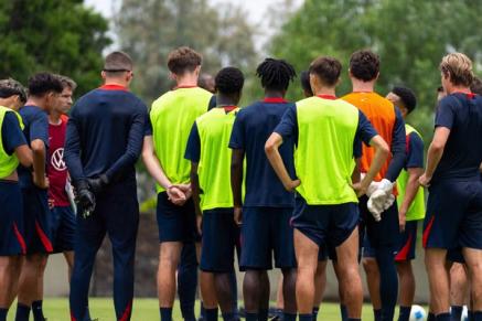 A group of Men's Youth National Team players at a training camp