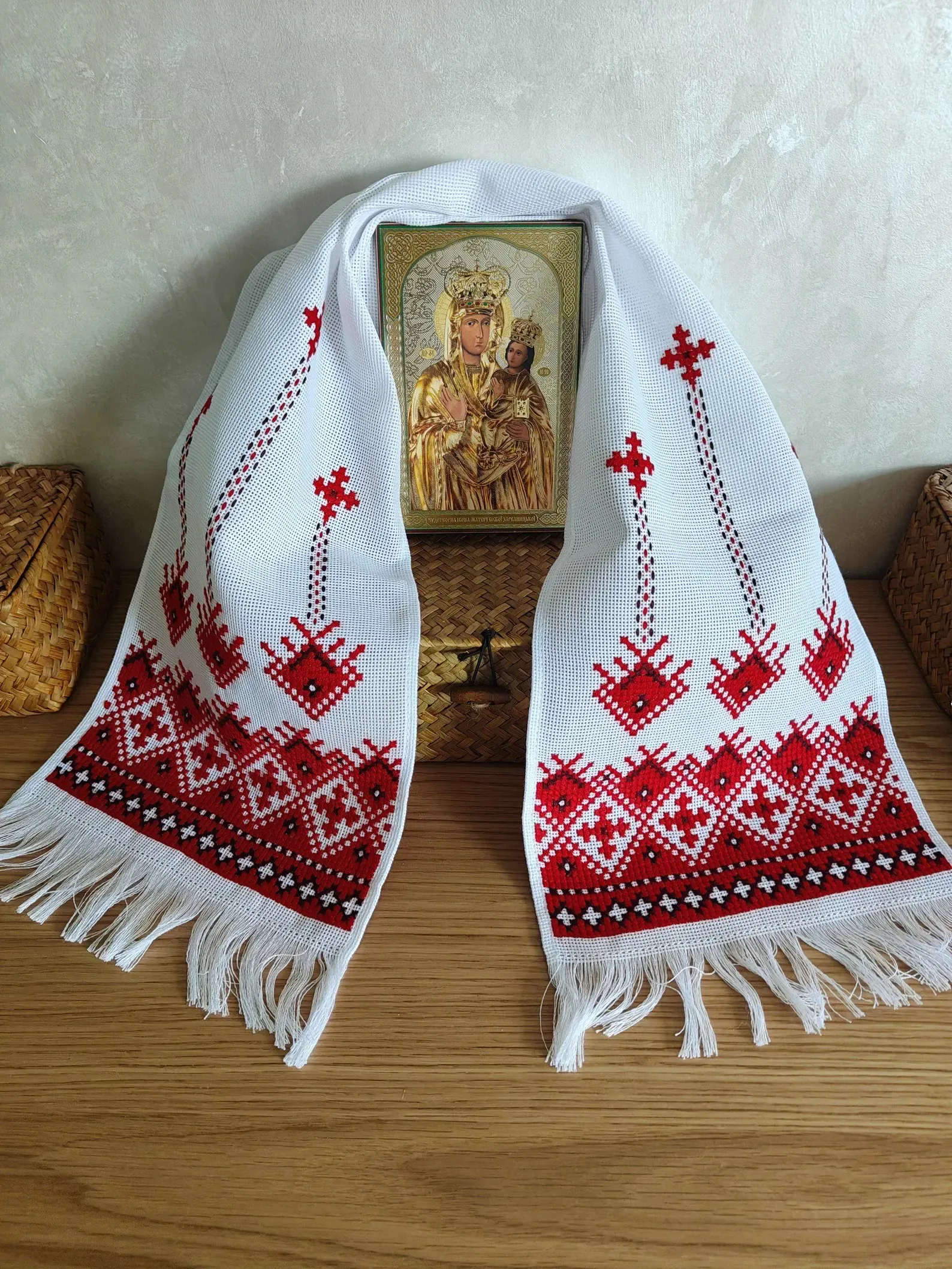 Рушник «Древо Життя» на білому полотні — фото 1