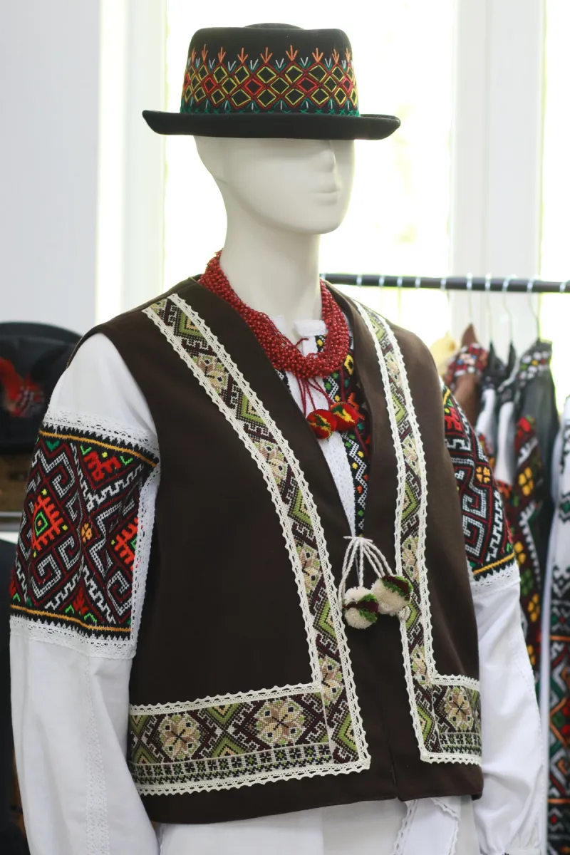 Коричневий кашеміровий кептар «Лісовий цвіт»