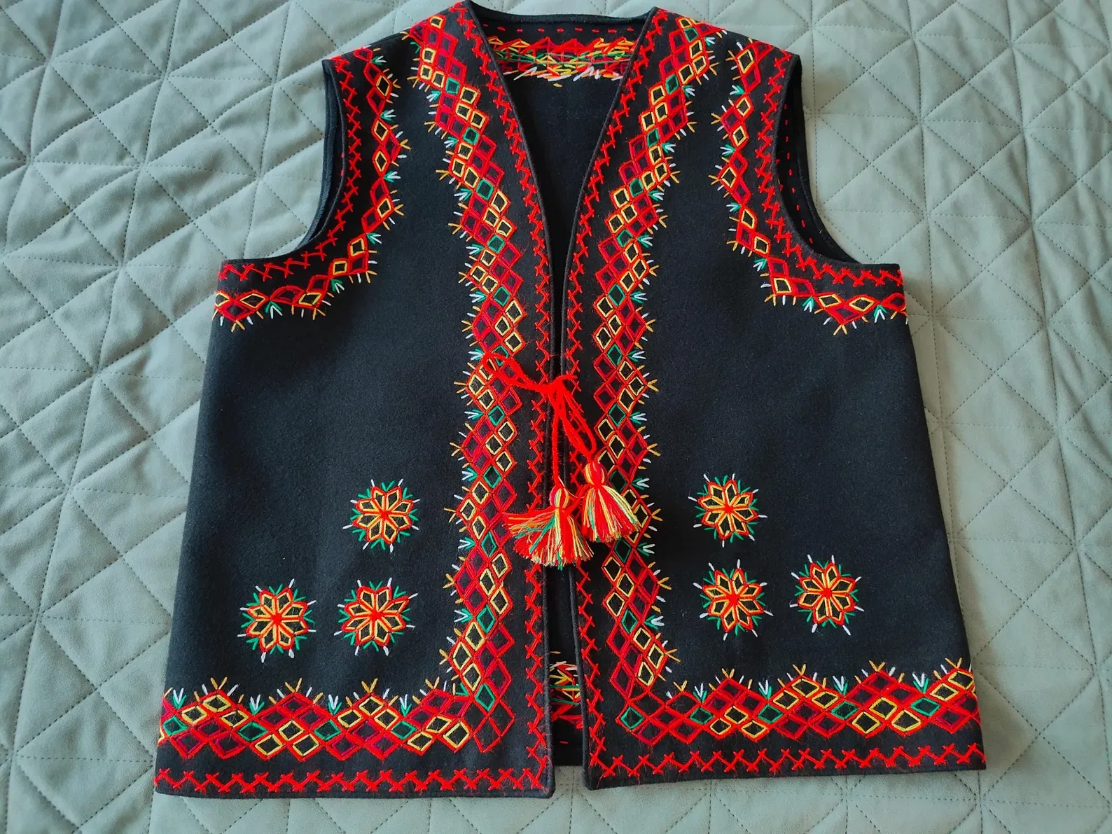 Чорний кашеміровий кептар «Карпатська ніч» — фото 2