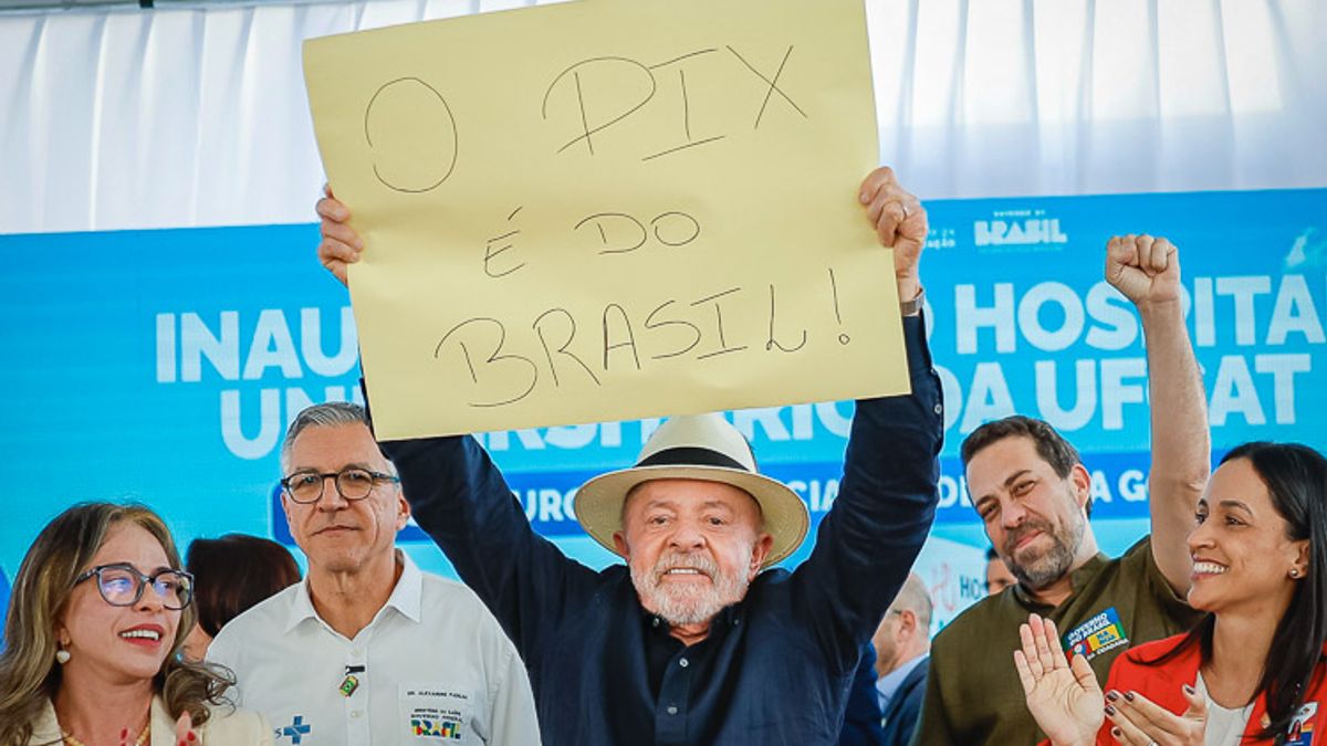 Lula reitera que tem interesse em melhora relação do Brasil com EUA