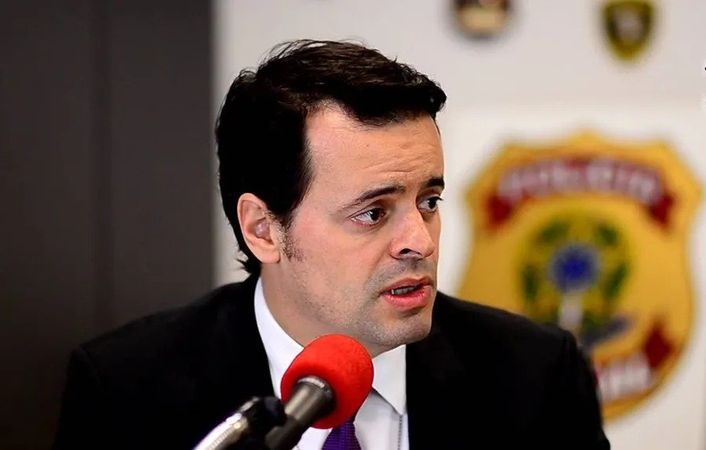 Brasil convoca representante dos EUA e Lula sobe o tom após expulsão de delegado da PF