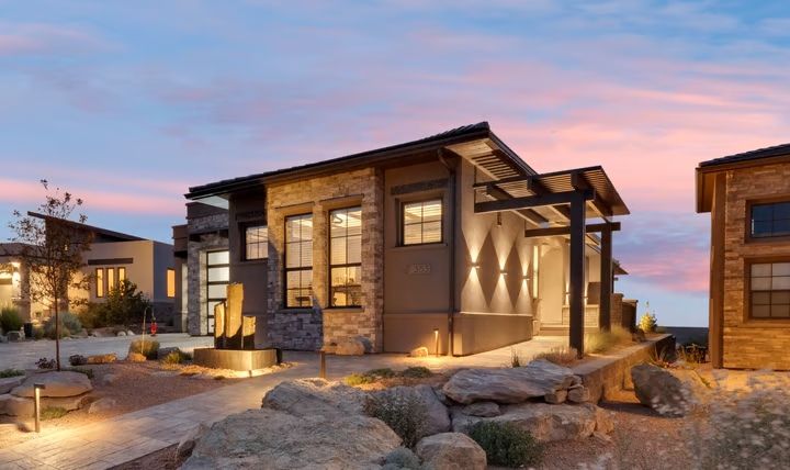 Narrow Lot with Casita