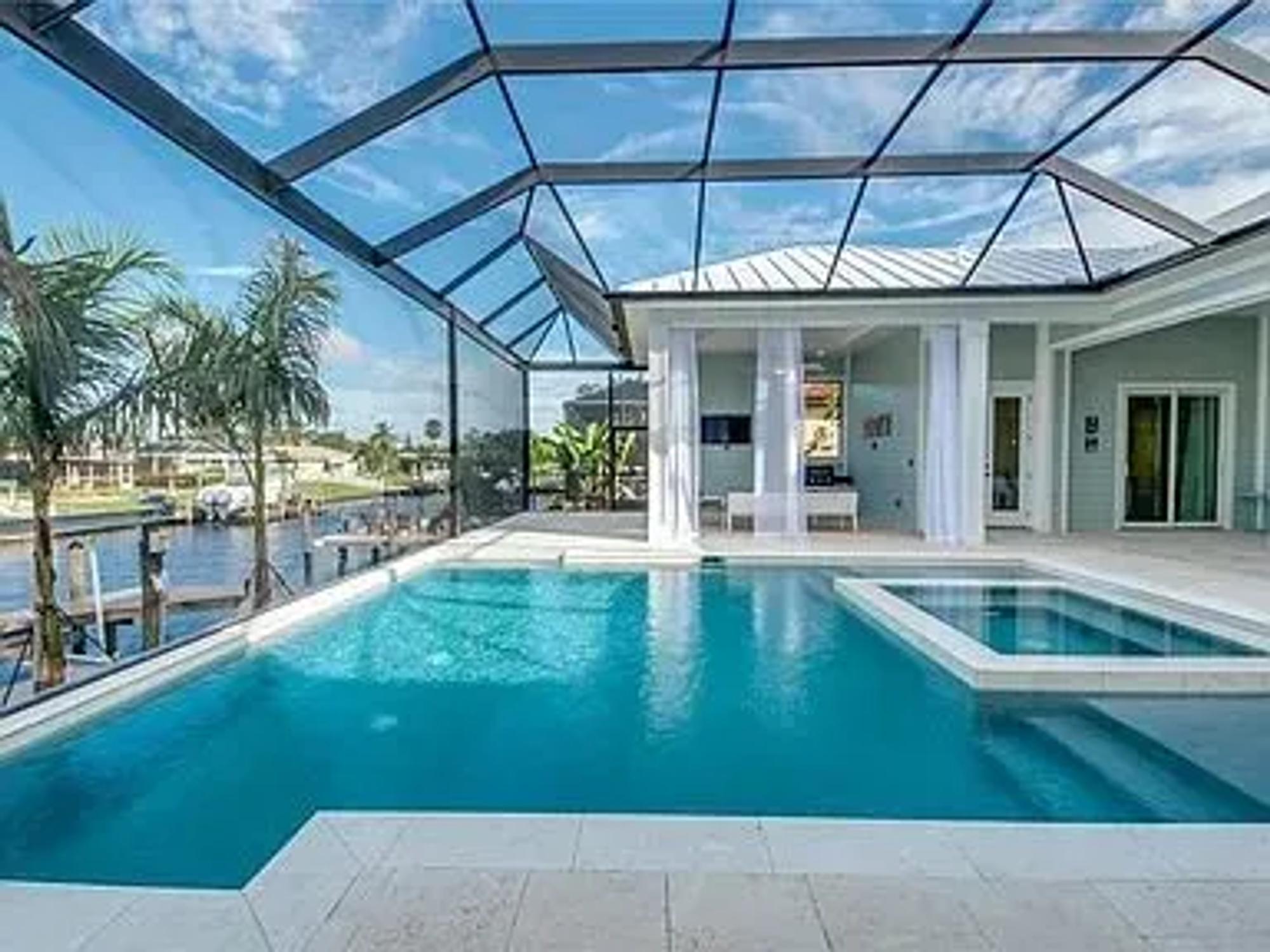 How to Maintain Pools in Florida: Your Go-To Guide
