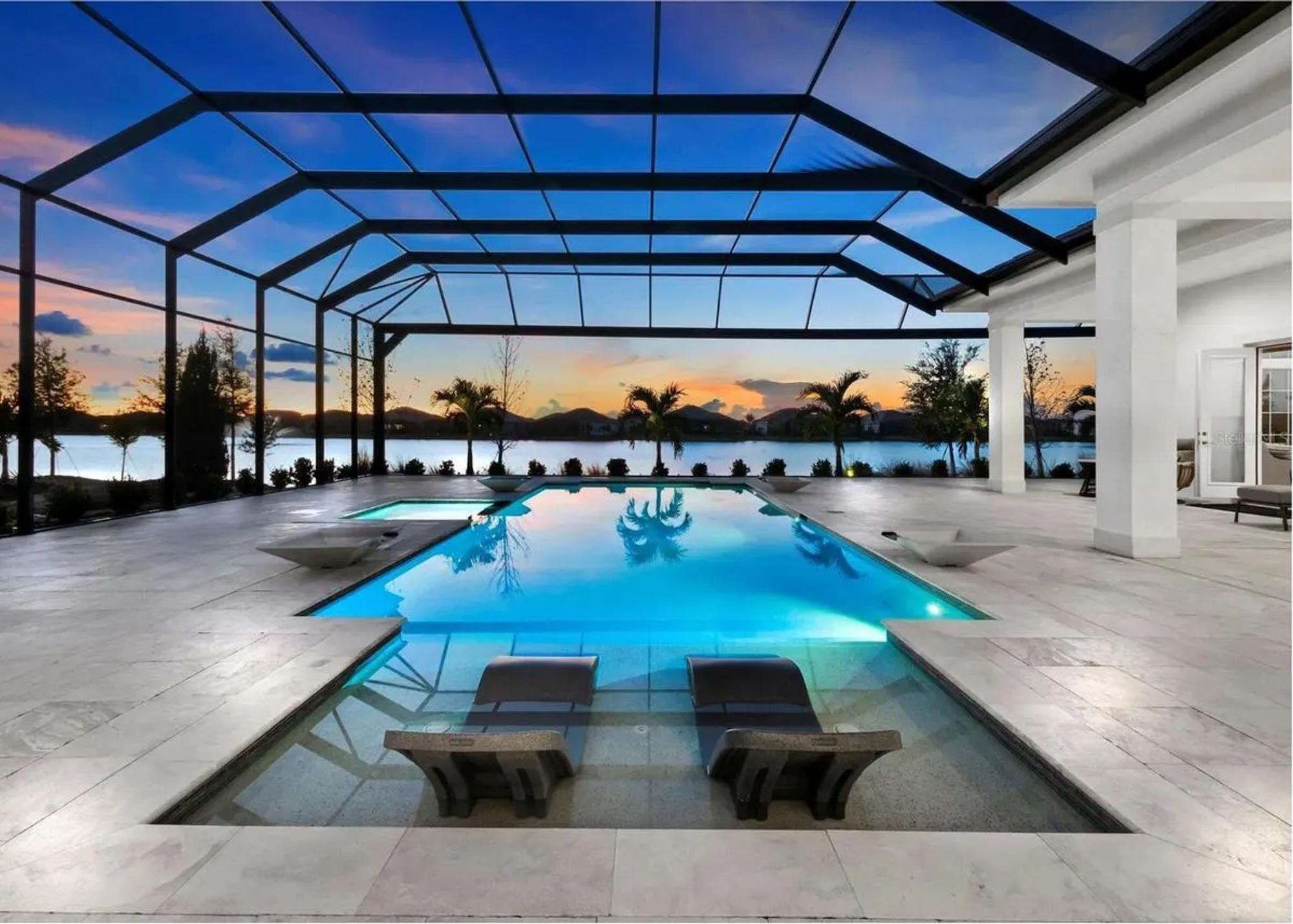Top Florida Swimming Pools for Relaxation and Fun at Home