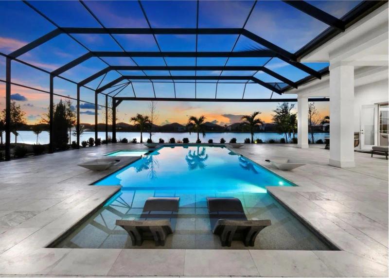 Top Florida Swimming Pools for Relaxation and Fun at Home