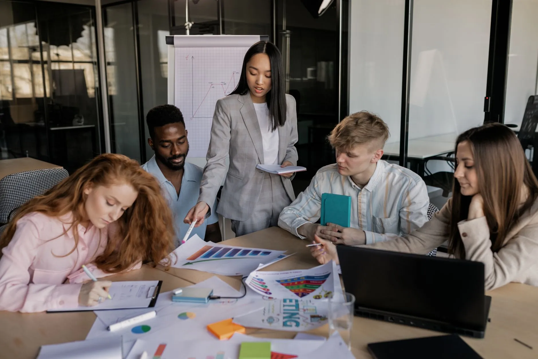 Cover image for Brocent IT blog post: IT Support for Small Business: What a 10, 30 and 80-Person Company Needs