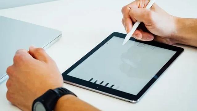 PRODUCT REVIEW: IPAD PRO 12.9 WITH 1 TB