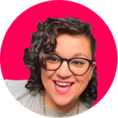 Headshot of Alexis Cornelio on a pink circle