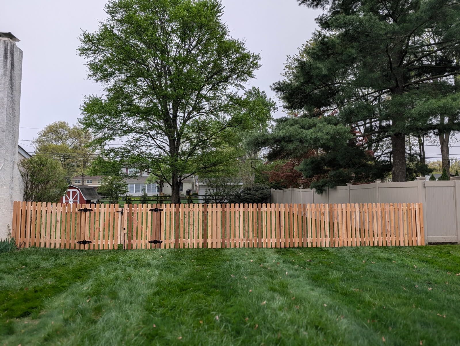 cedar picket fence complete