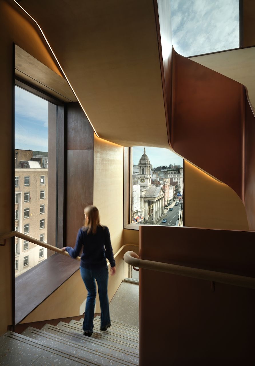 25 Hanover Square — Interiors
