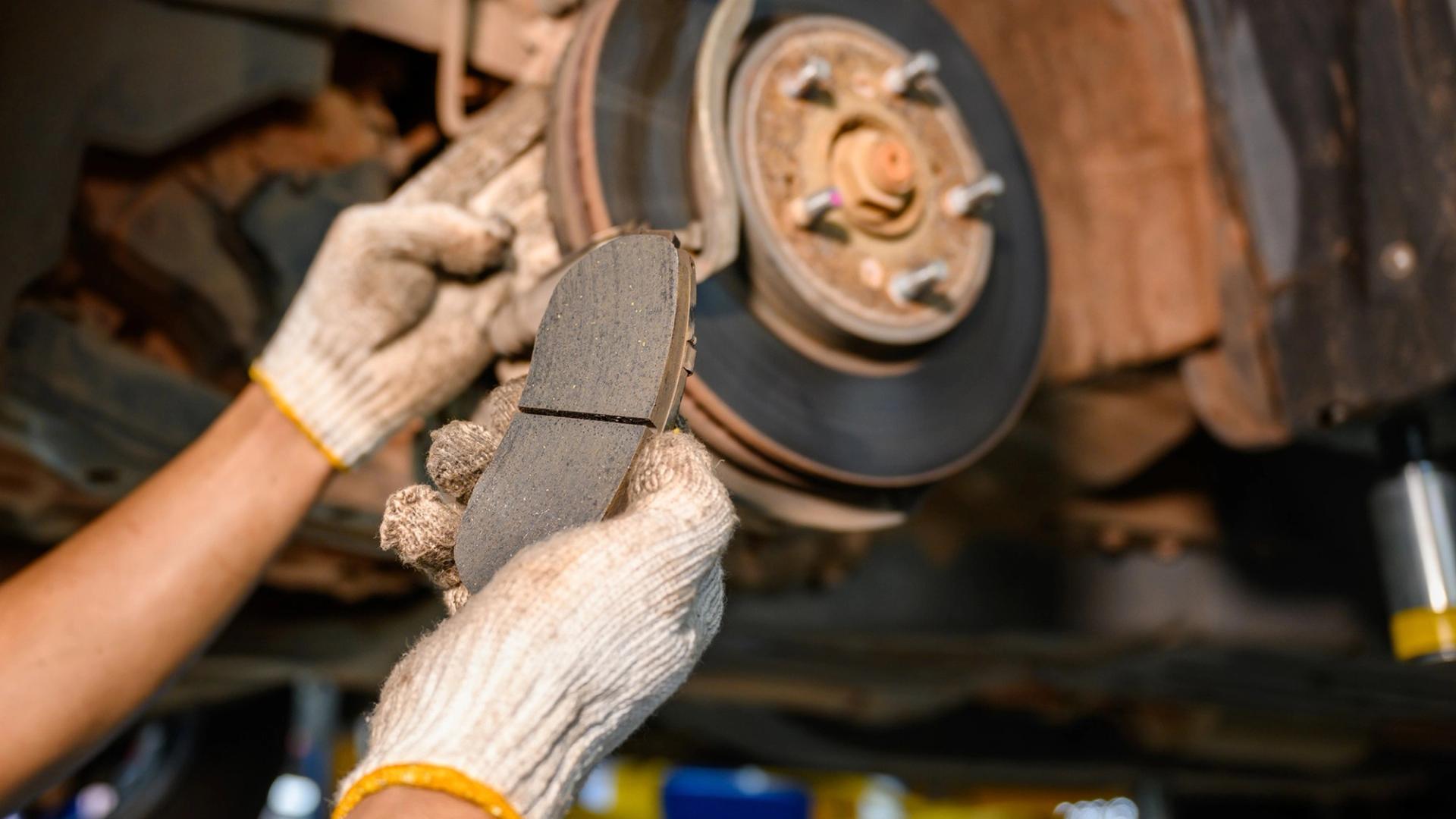 How brake problems manifest themselves and why it is important to do ...