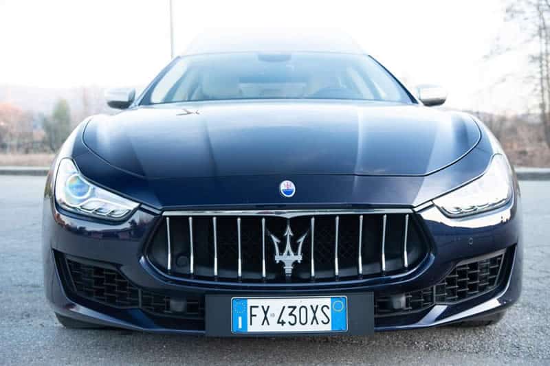Carro funebre Maserati – eleganza, rispetto e professionalità