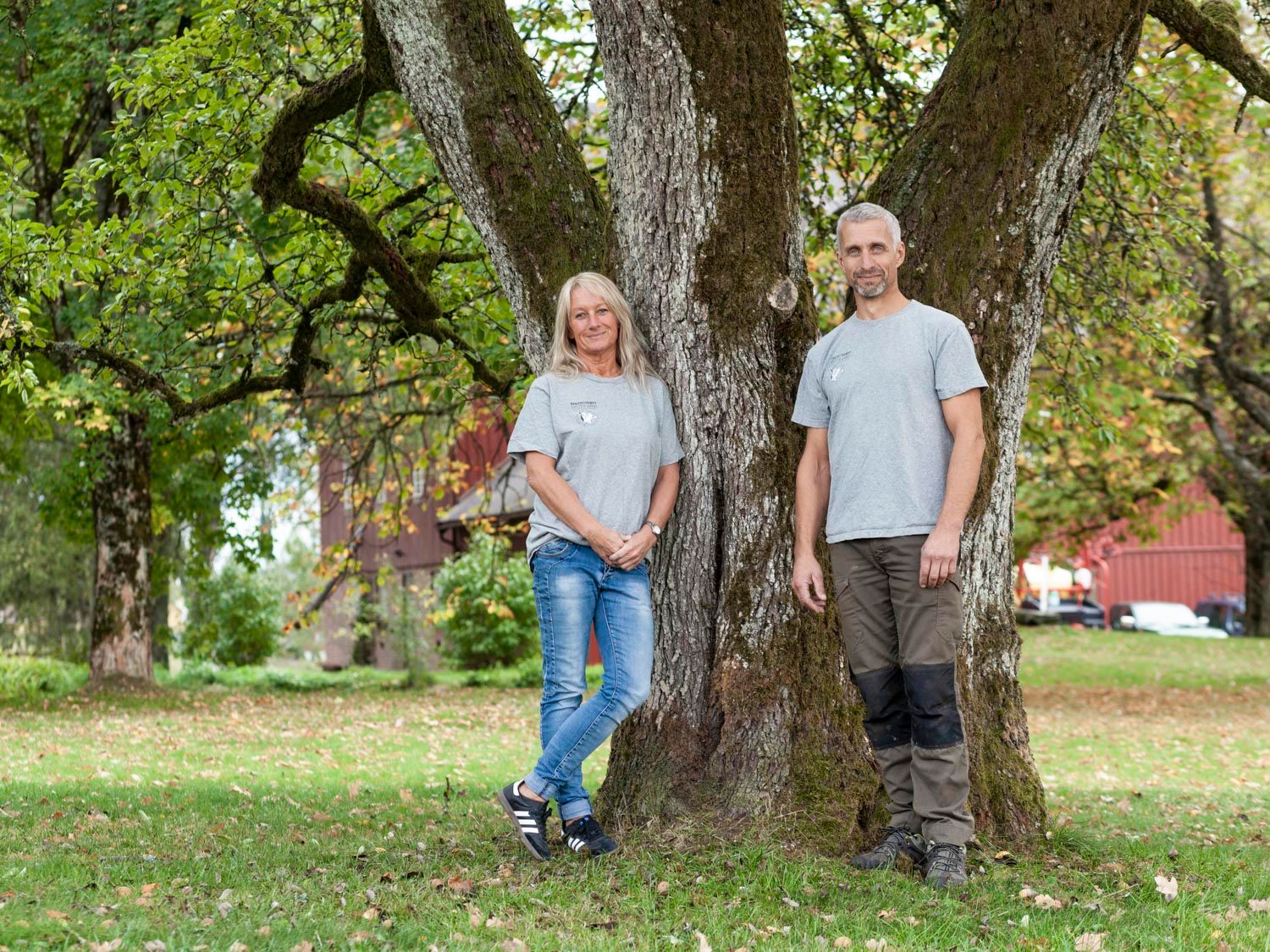 Johan Bjørneby og kona Tove driver Dyster Gård som er en av seks urgårder i Ås kommune. 