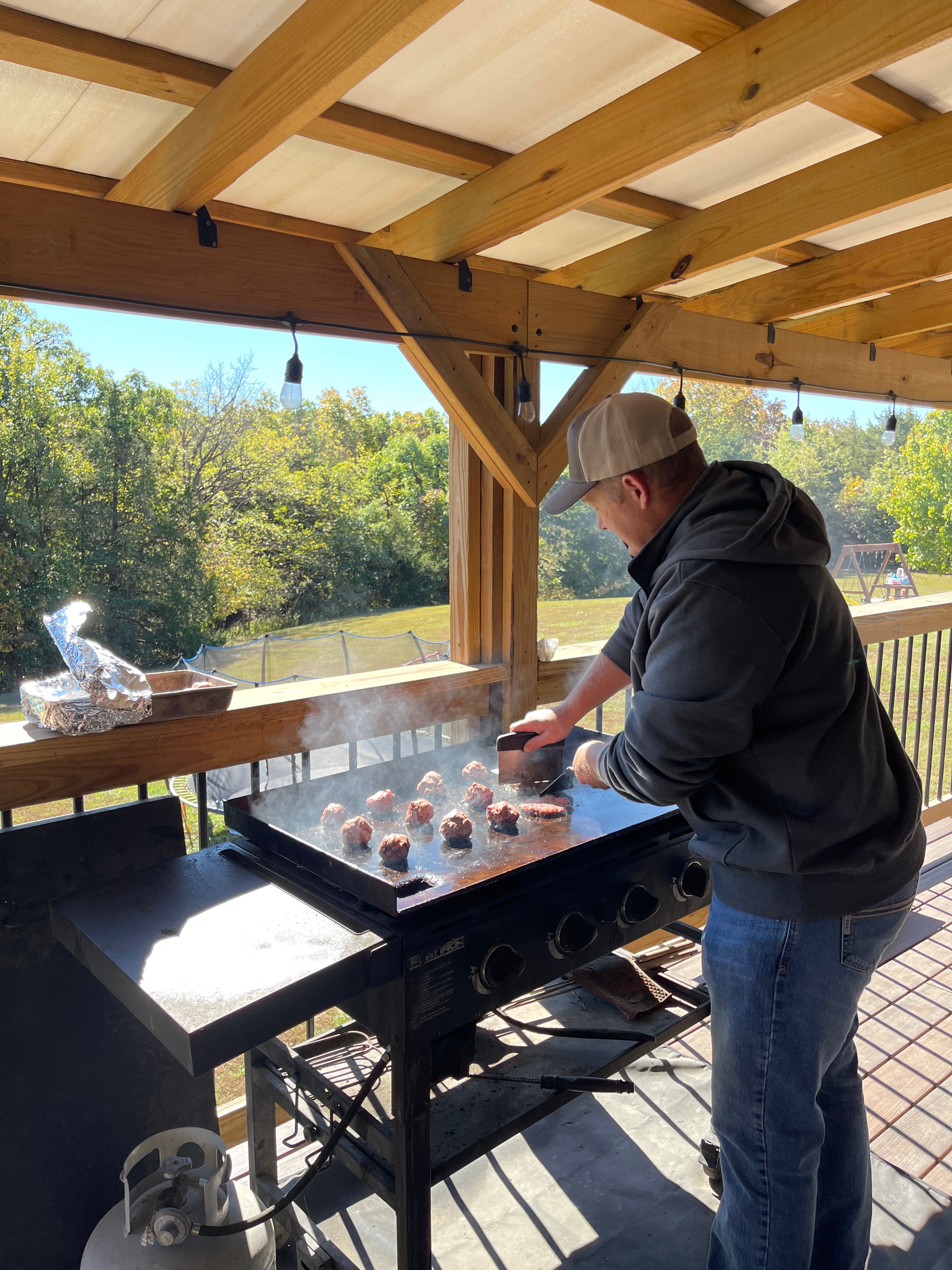Monil virtual fences spends time with customers 