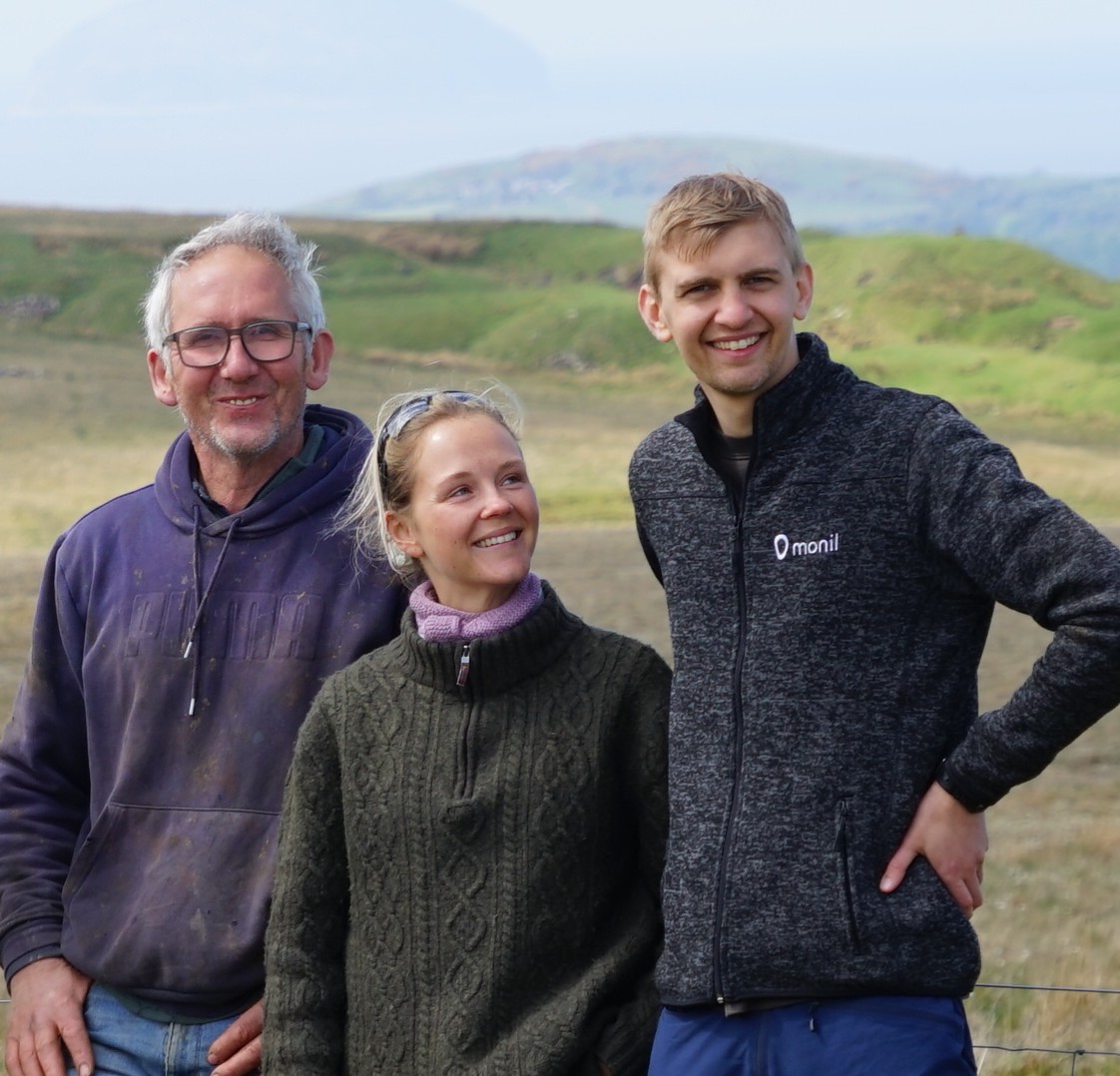 Farmers using monil virtual fences 