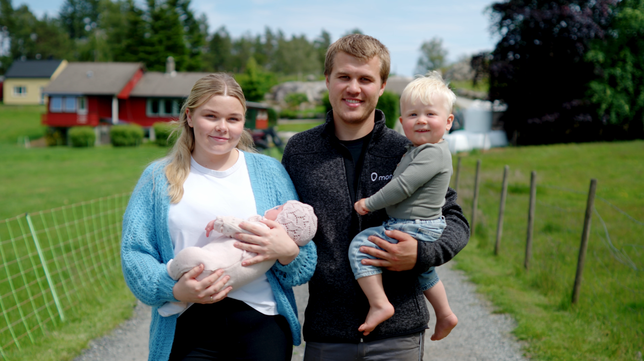 Farmers using monil virtual fences 