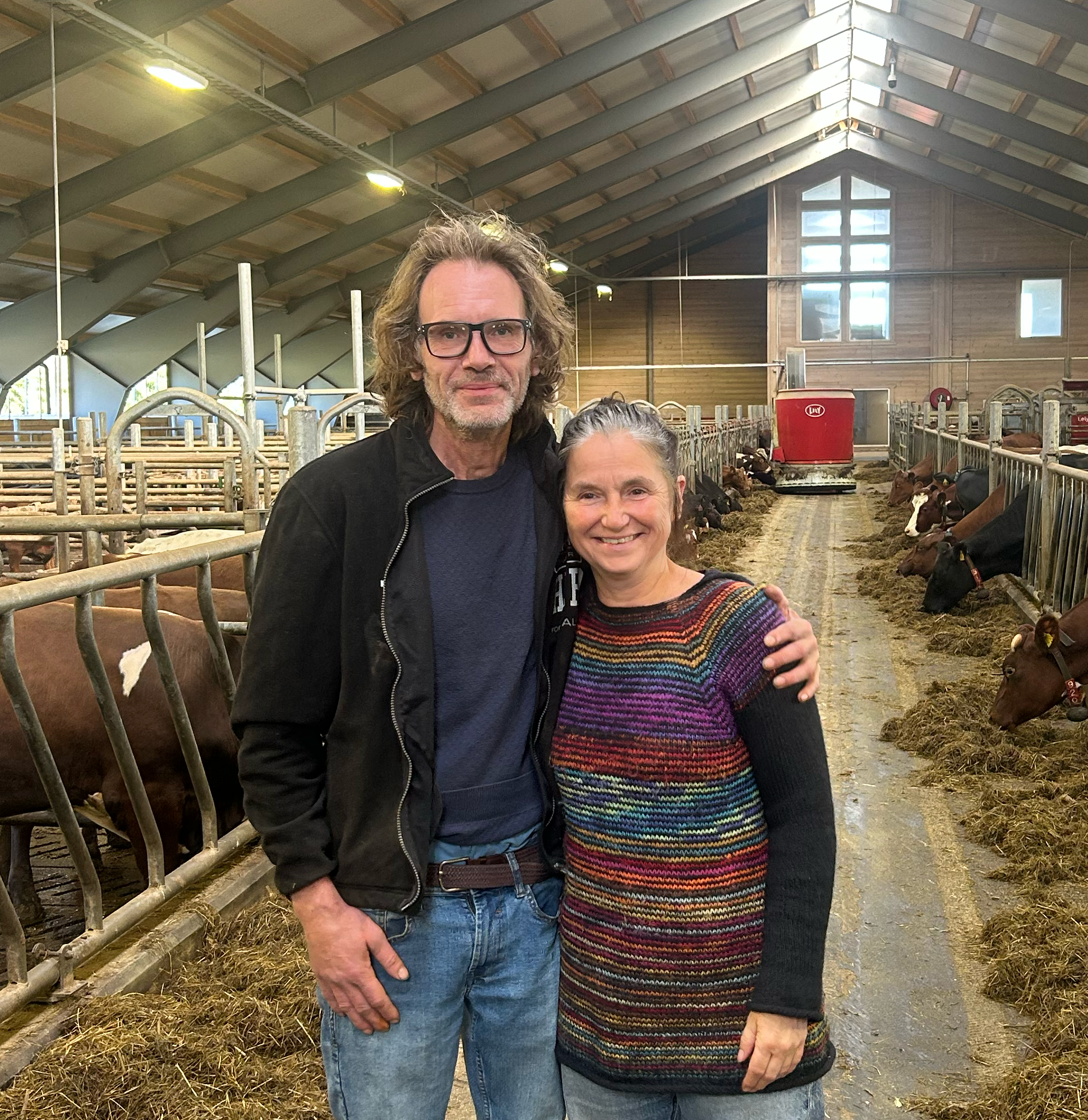 Farmers using monil virtual fences 