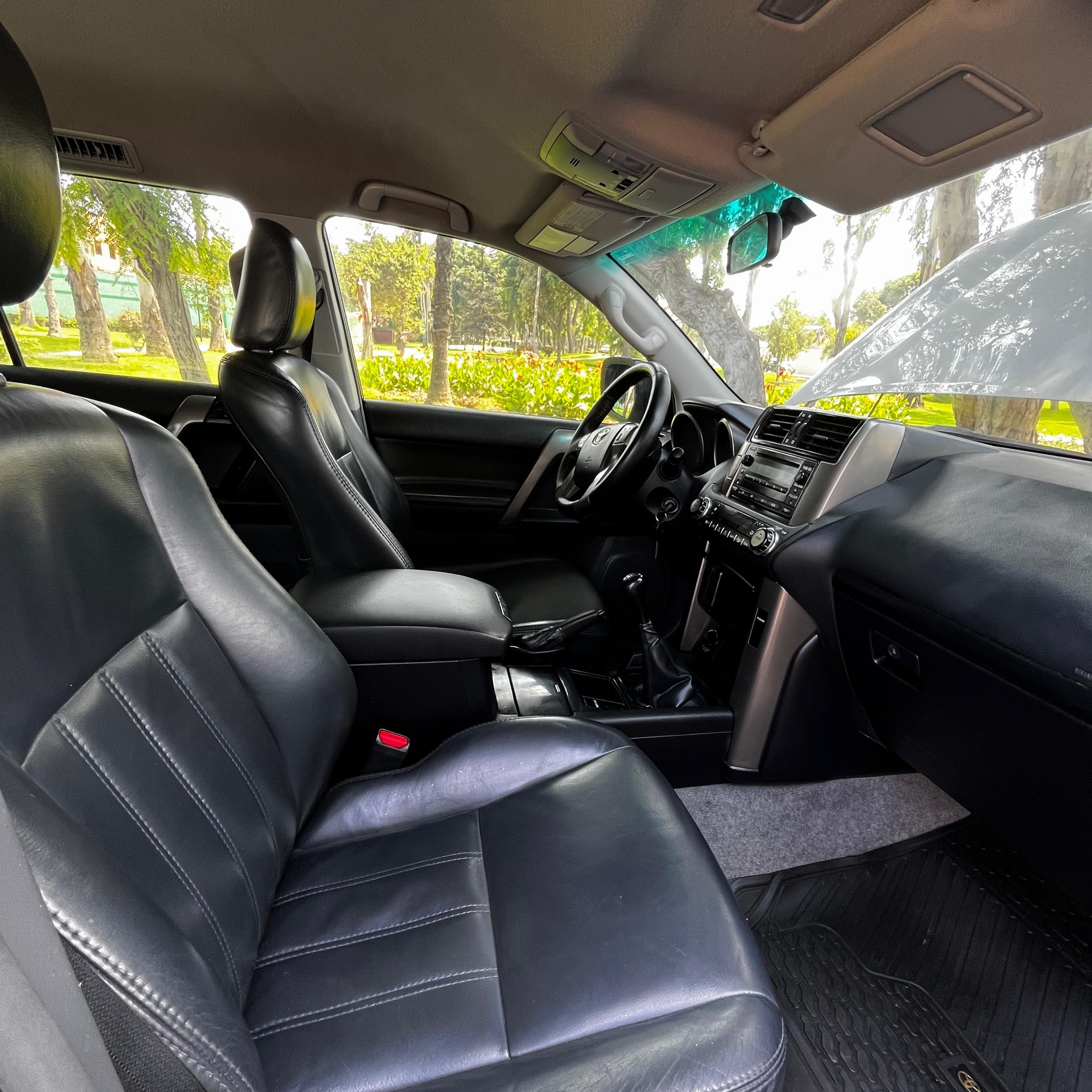 Toyota  Land Cruiser Prado - Miniatura 9