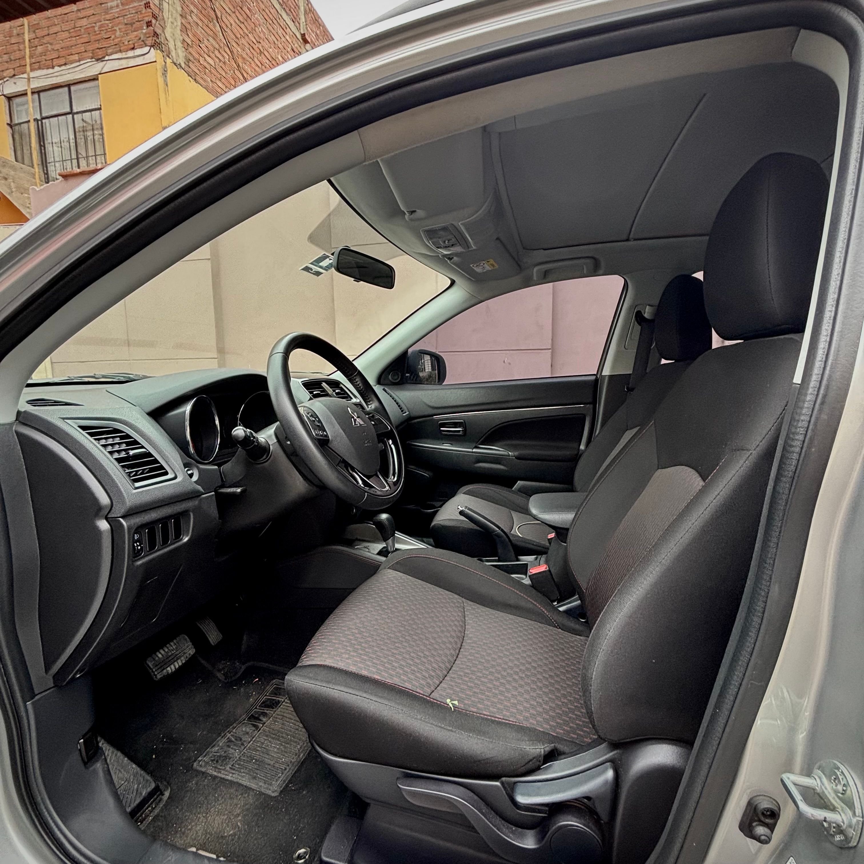Mitsubishi ASX - Miniatura 12