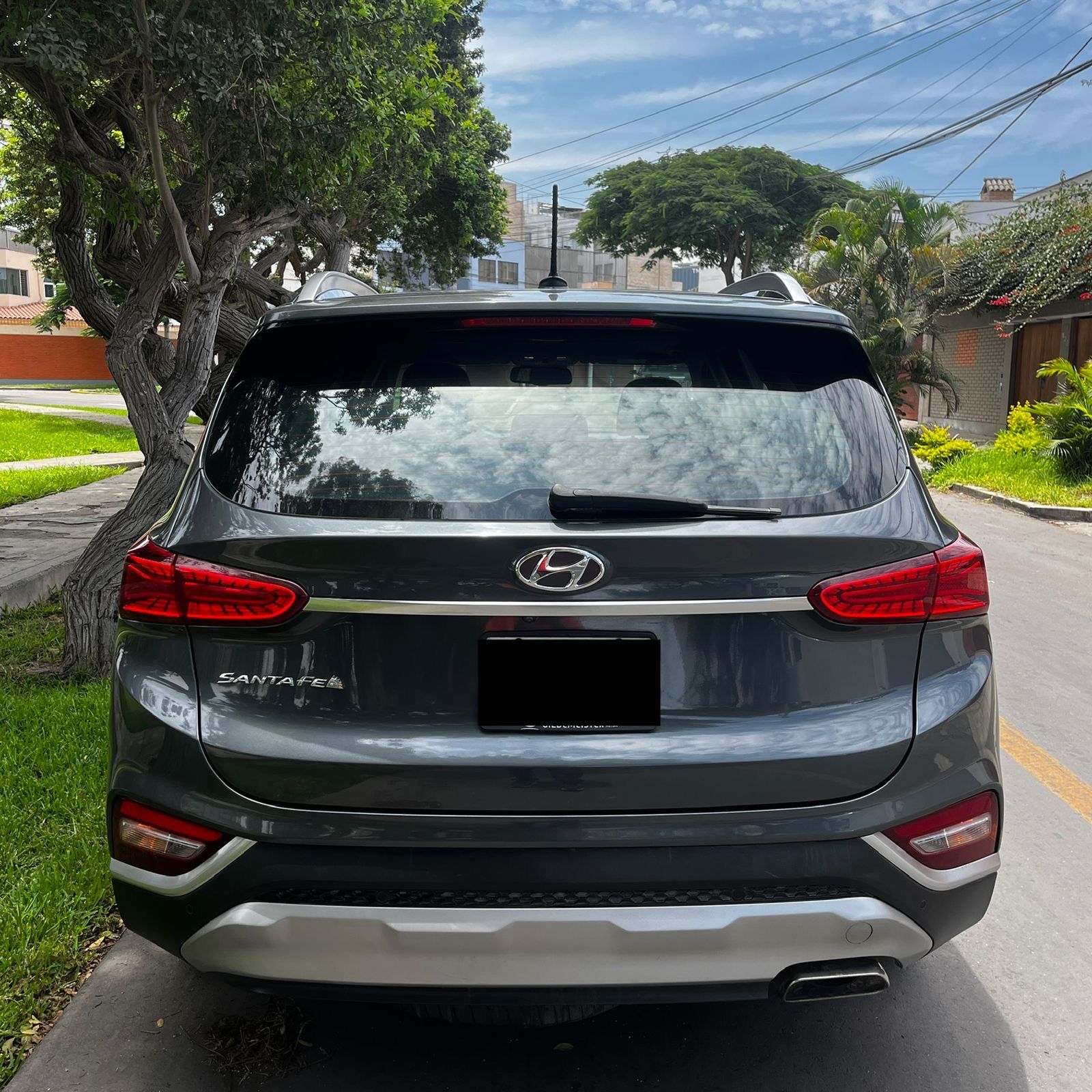 Hyundia  Santa Fe  - Miniatura 5