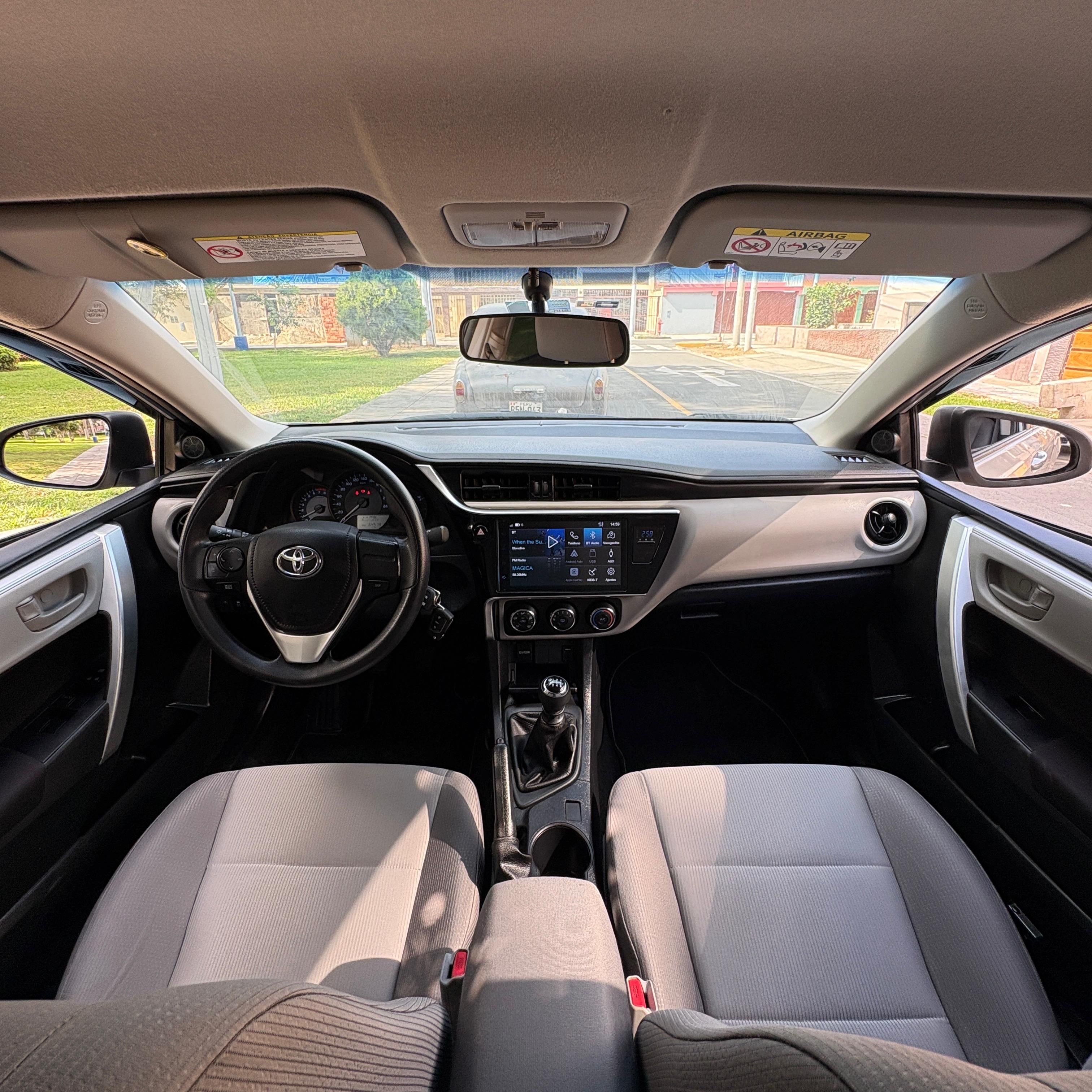 Toyota  Corolla - Miniatura 8