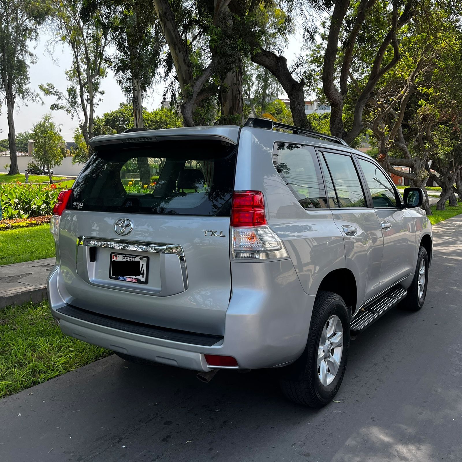 Toyota  Land Cruiser Prado - Miniatura 5