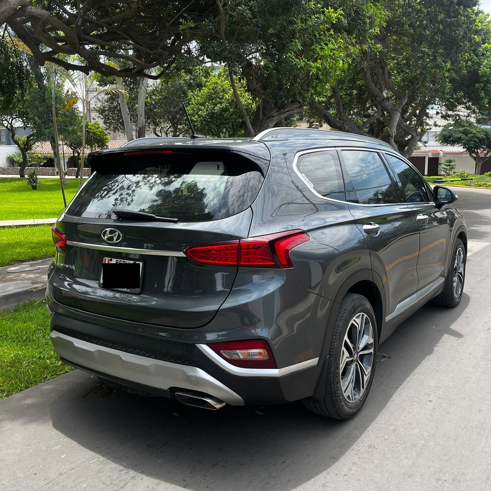 Hyundia  Santa Fe  - Miniatura 4