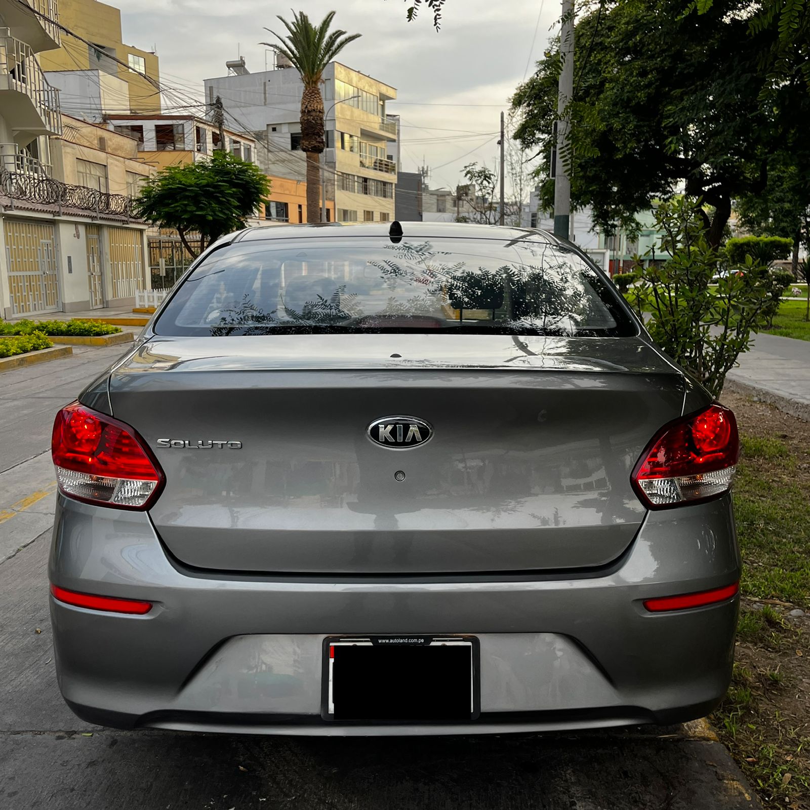 Kia Soluto - Miniatura 5