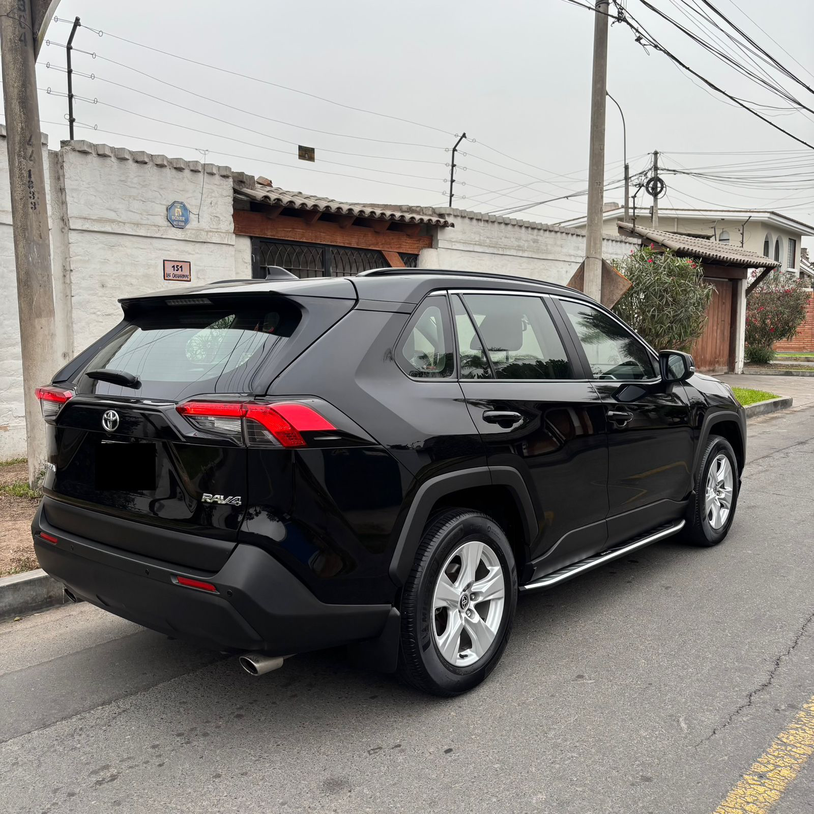 Toyota  RAV4 - Miniatura 5