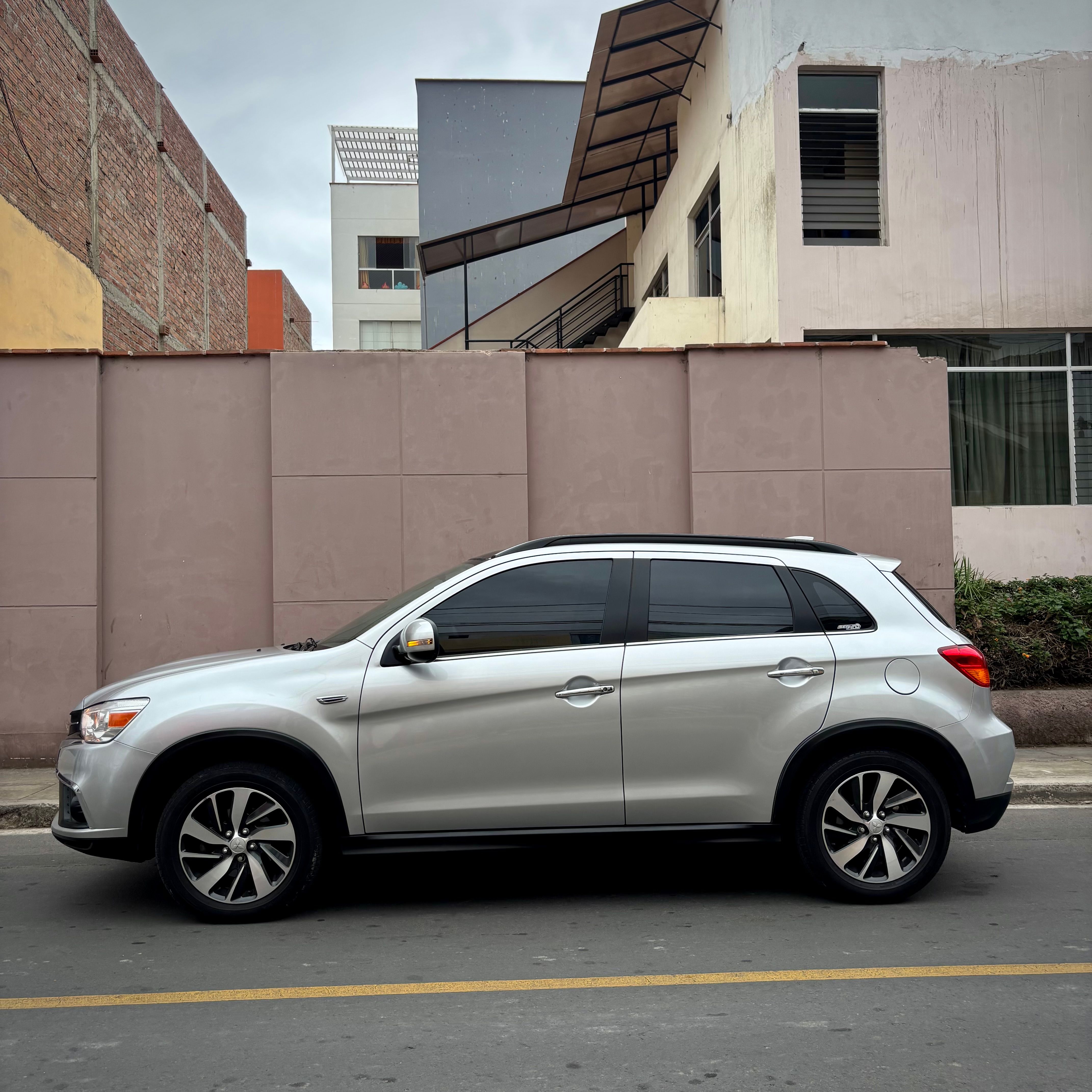 Mitsubishi ASX - Miniatura 4