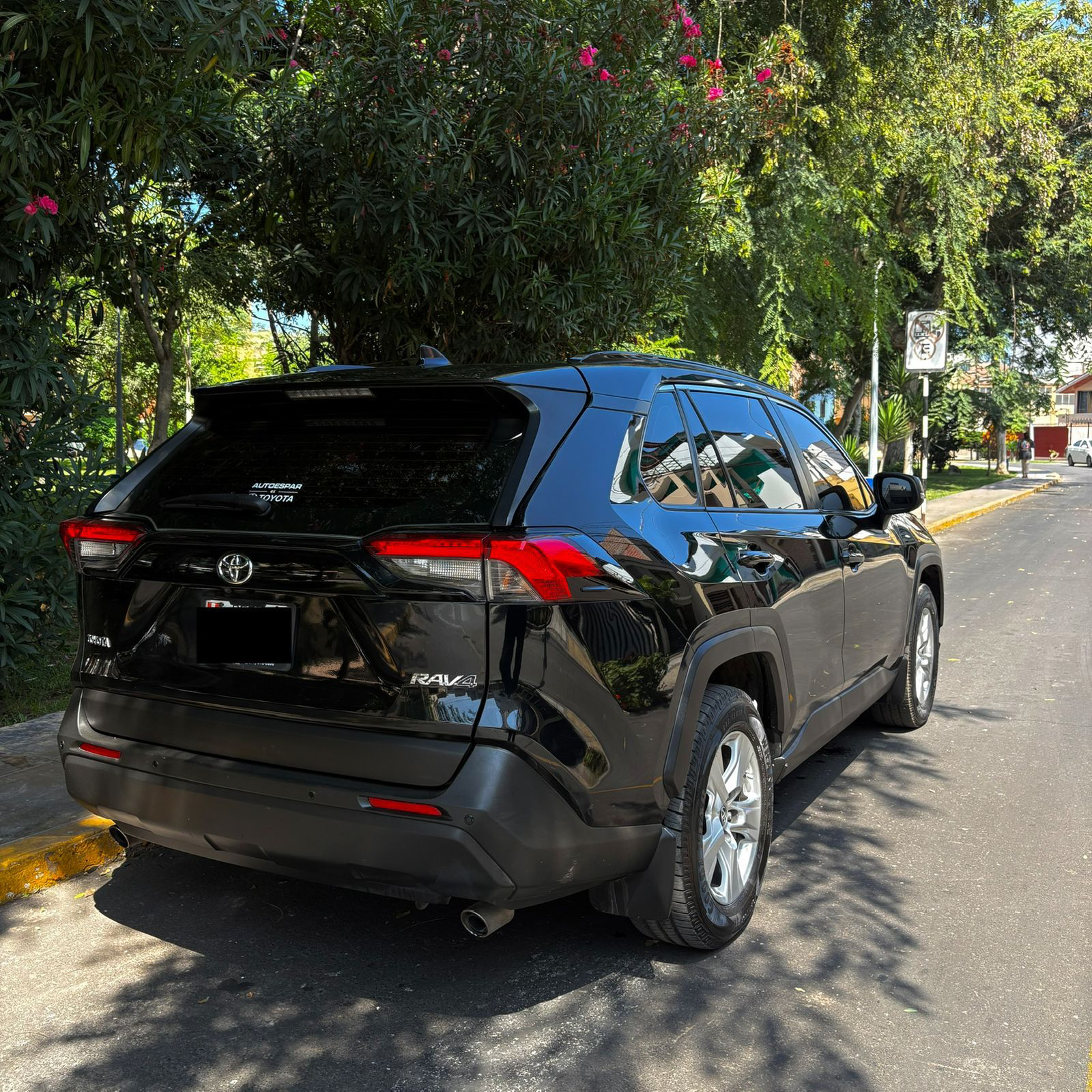 Toyota Rav 4 - Miniatura 7