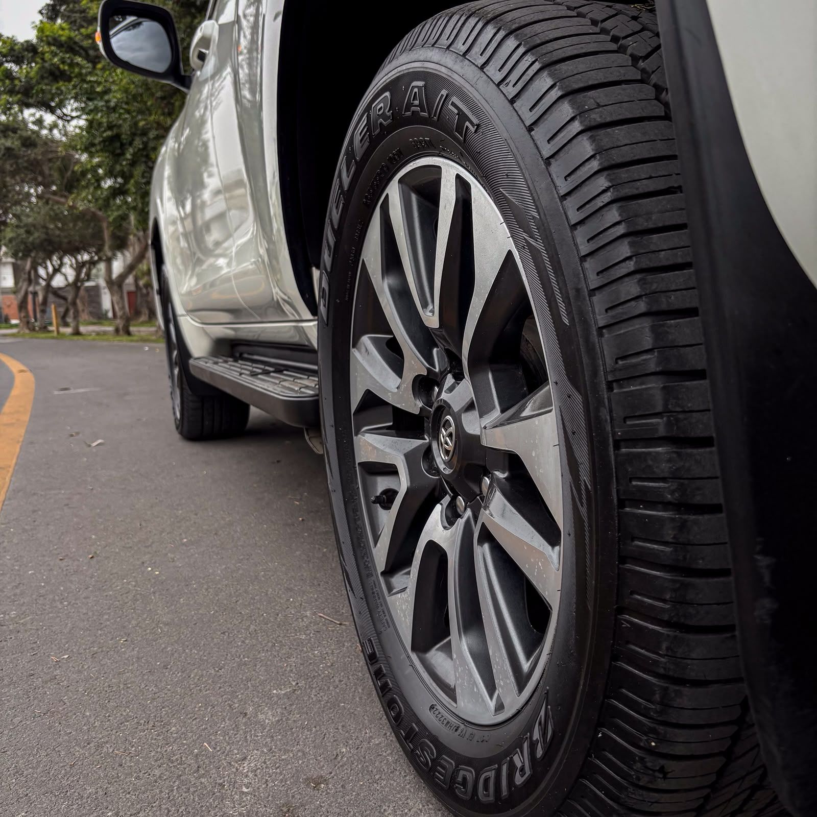 Toyota Land Cruiser Prado  - Miniatura 11