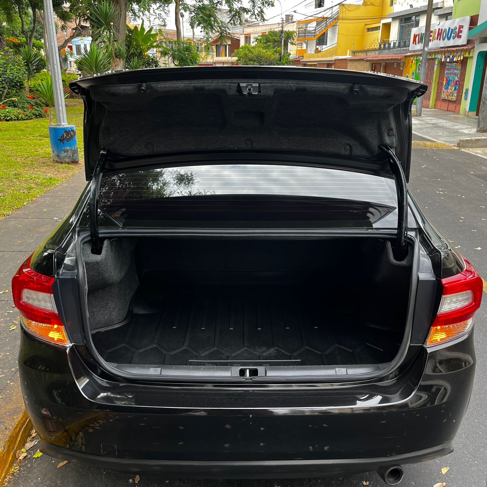 Subaru Impreza - Miniatura 7