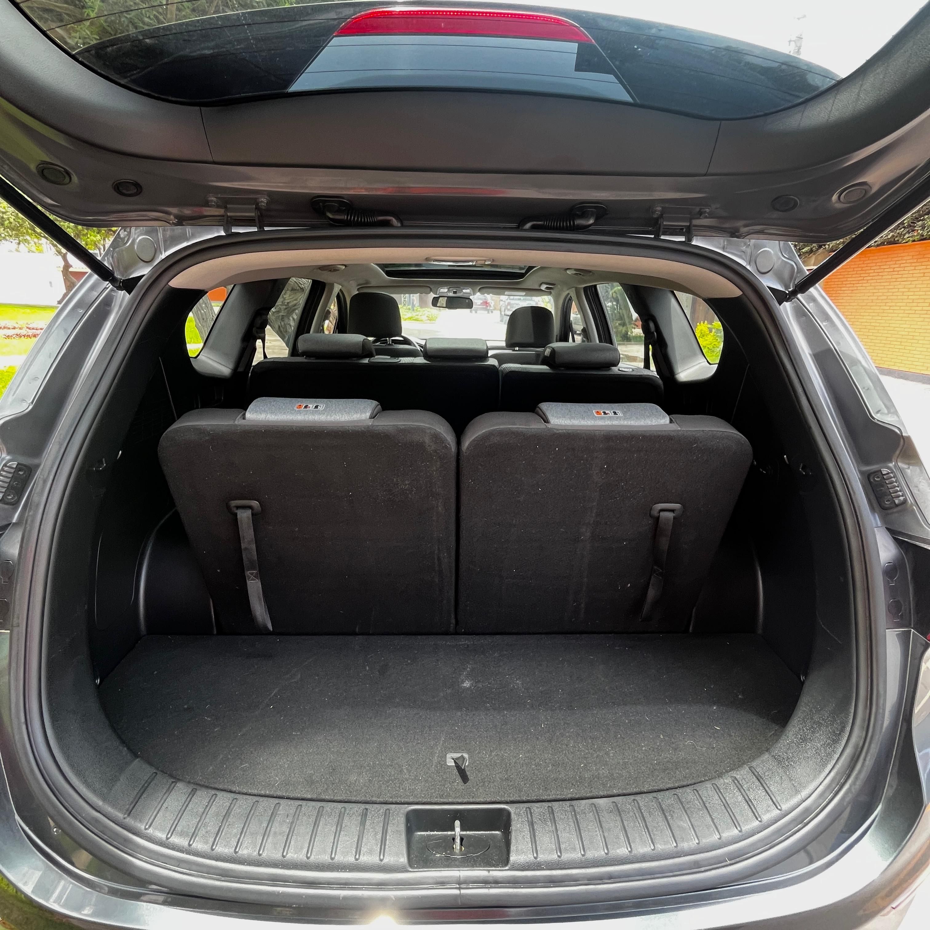 Hyundia  Santa Fe  - Miniatura 6